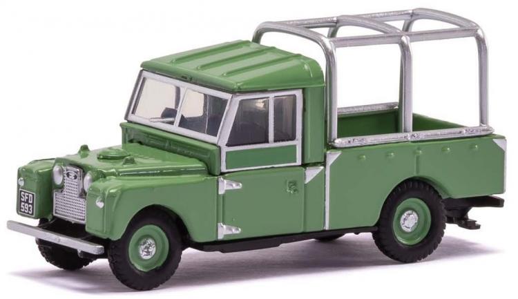 Hornby - Land Rover 109 - Sold Out