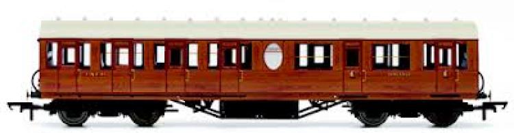 LNER Thompson Non-Corridor Lavatory Composite #88383 (Teak) - Sold Out