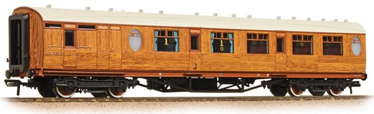 LNER Thompson Composite Brake Coach (Teak) - Sold Out at Bachmann