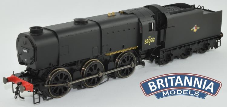 BR Q1 0-6-0 #33032 (Black - Late Crest) - Sold Out