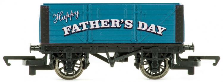 Hornby Father's Day Wagon 2017 - Sold Out