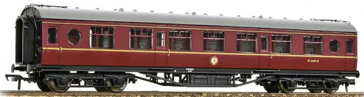 BR (ex-LMS) 57ft Porthole Second Corridor #M13109M (Maroon) - Sold Out