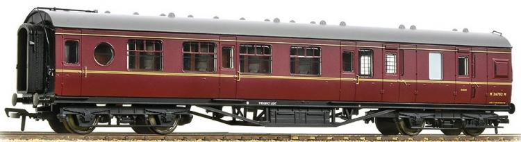 BR (ex-LMS) 57ft Porthole Second Corridor Brake #M26782M (Maroon) - Sold Out