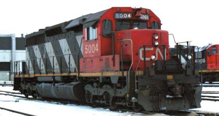 Bowser - GMD SD40 - CN #5004 (Stripes) with Snow Shield, DB & Ditch Lights - Pre Order