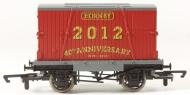 R6609 : 2012 Hornby Conflat & Container R6609 : 2012 Hornby Conflat & Container