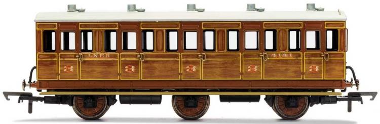 LNER 6 Wheel Coach 3rd Class #4141 (Teak) - Sold Out