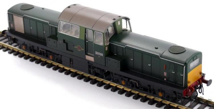 Class 17 #D8599 (BR Green - Late Crest - Small Yellow Panels) Weathered - Pre Order