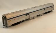 114019 : Rapido - Budd Baggage-Dorm Car - VIA Rail #8615 (Canada Scheme) - In Stock