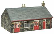 44-0169R : OO/OO9 - Harbour Station Booking Office (Red Trim) - In Stock